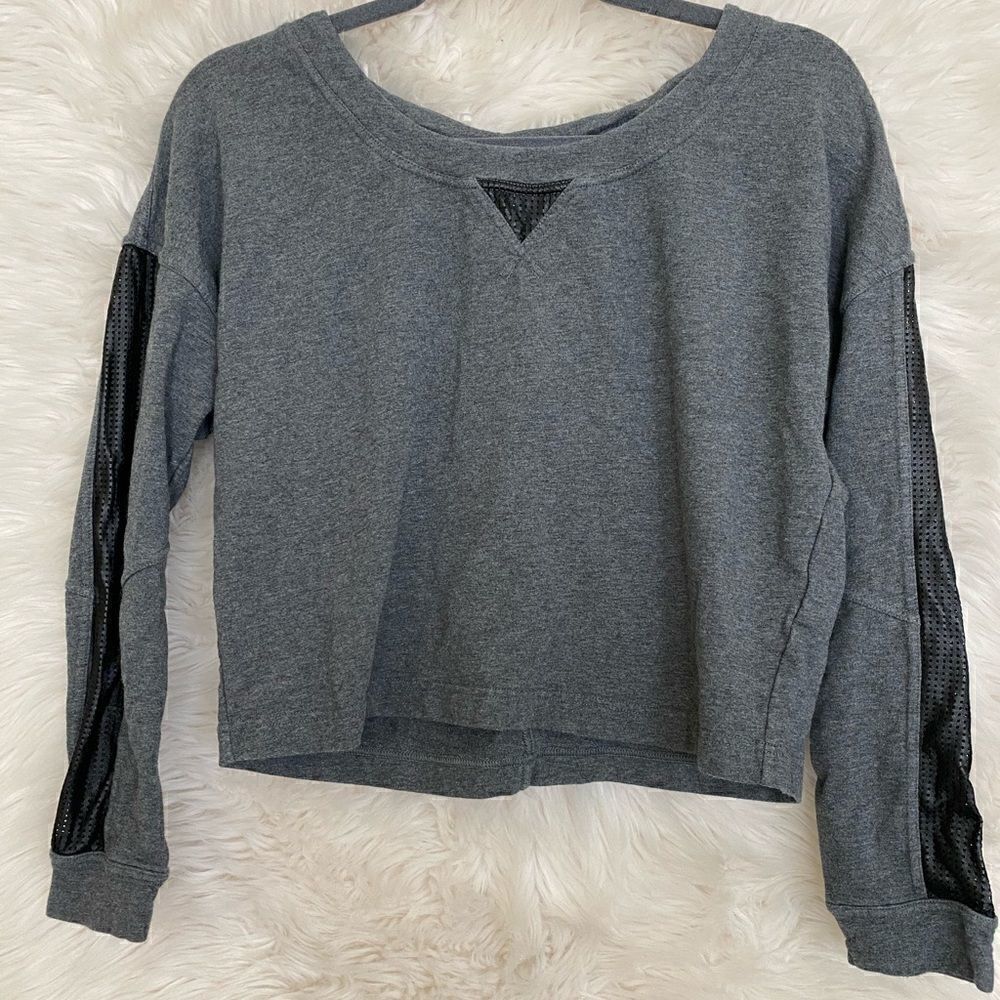 Betsey Johnson | Performance Long Sleeve Crop Top